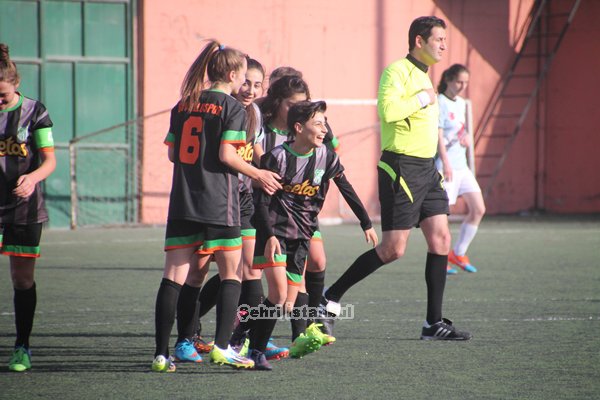 1453-maltepe-genclikspor3.jpg