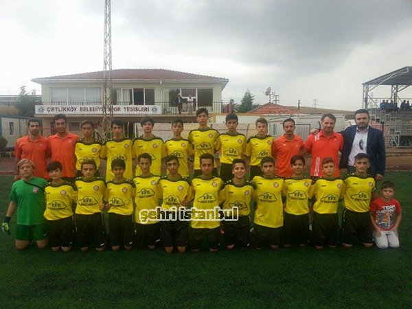 pendik-esenyalispor2-002.jpg